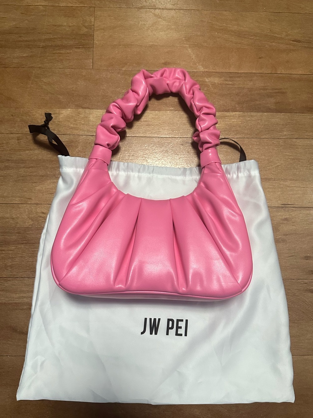 Gabbi Ruched Hobo Handbag - Pink